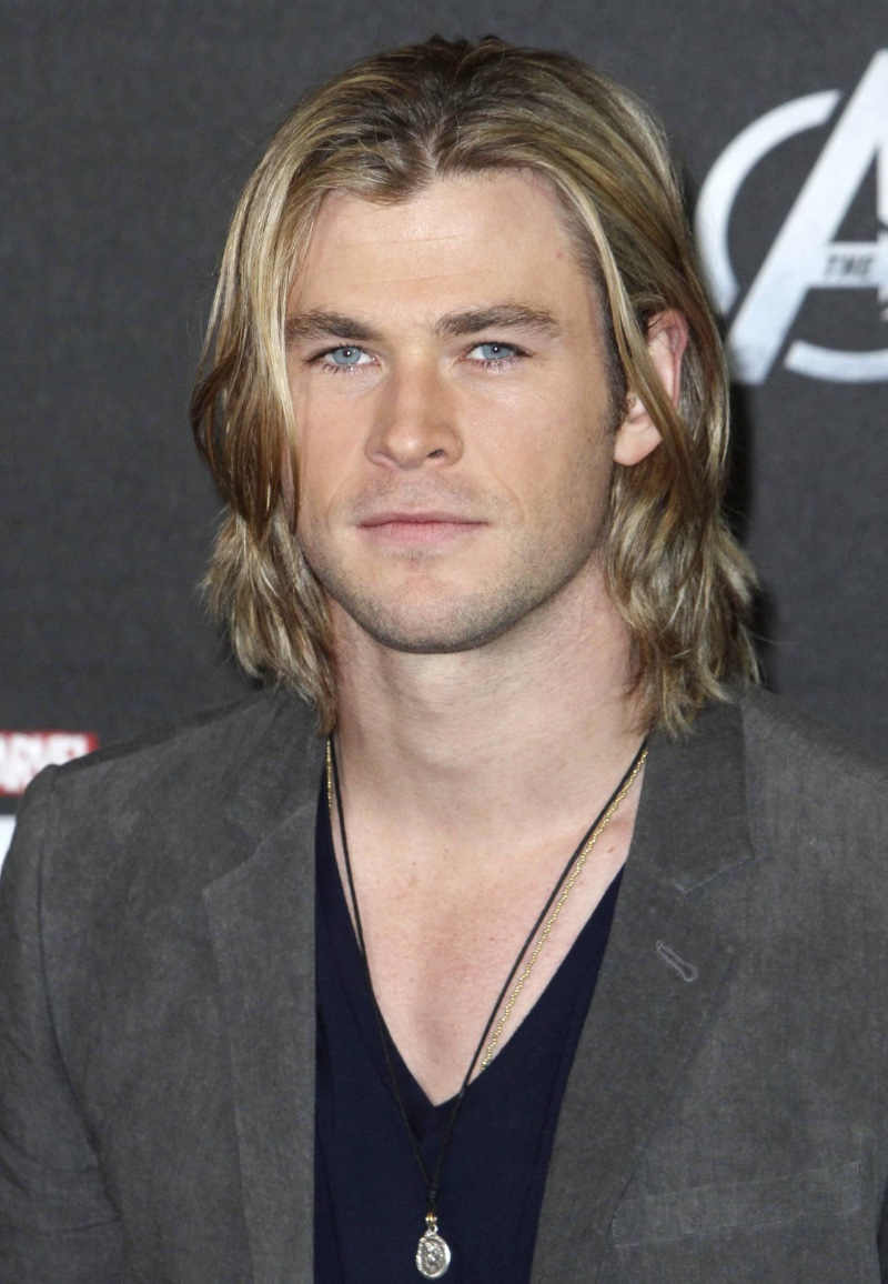 Chris Hemsworth Textured Medium Length 2012